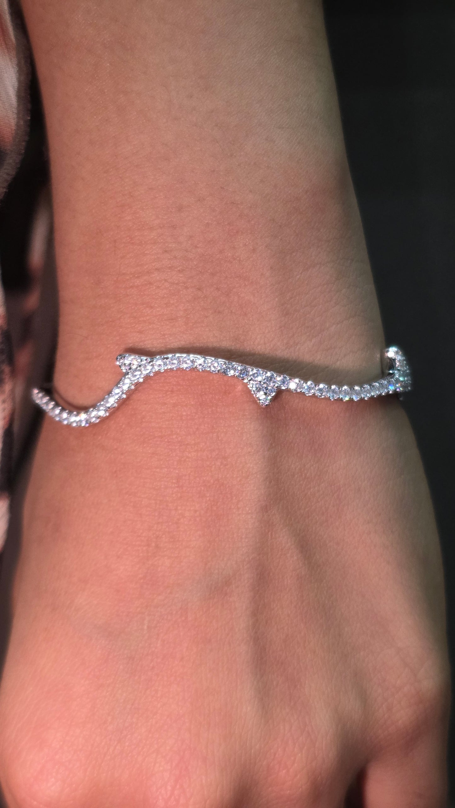 Wavy Diamond Kada