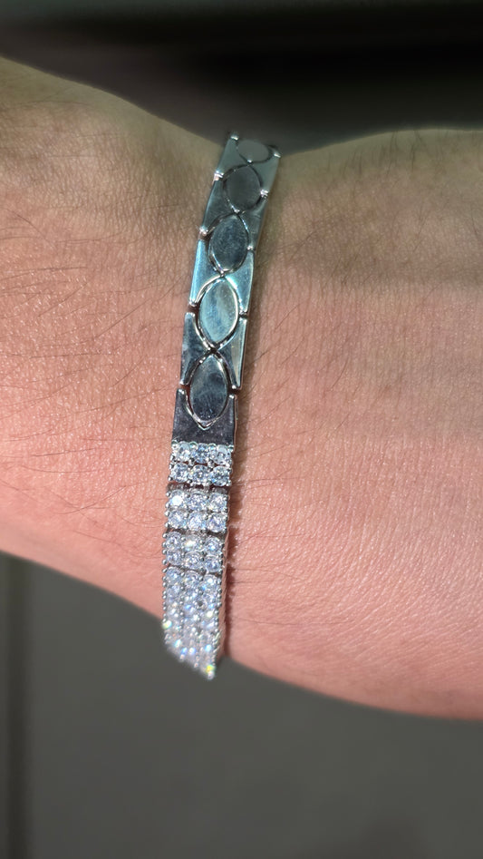Glace Tennis Bracelet
