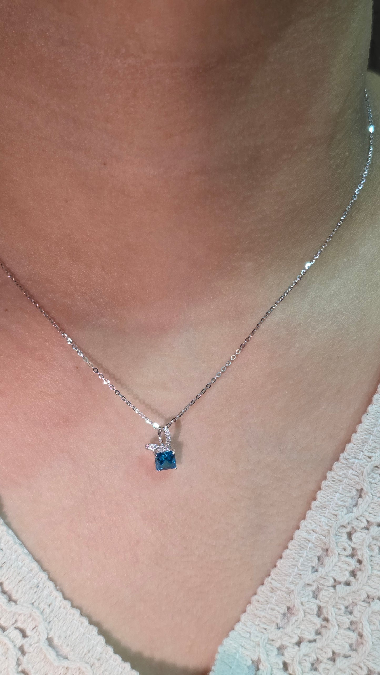 Celeste Pendant Set