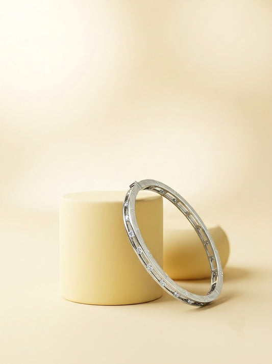 Roman Cutout Kada