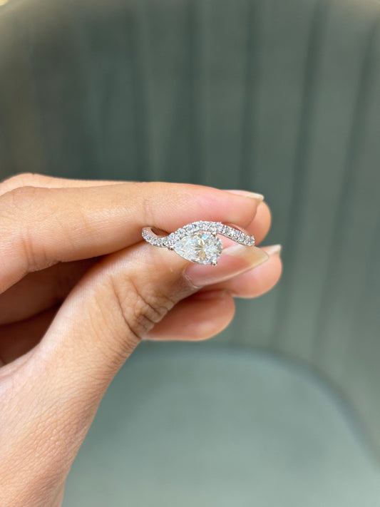 Twirl Ring