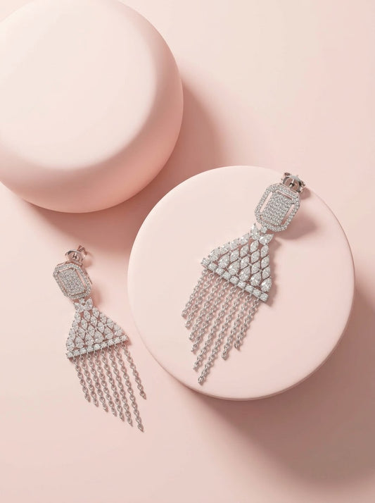 Geometric Fringe Dangles