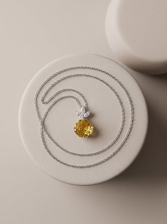 Soleil Pendant Chain