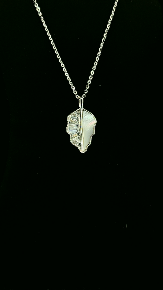 Feuille Split Pendant Chain