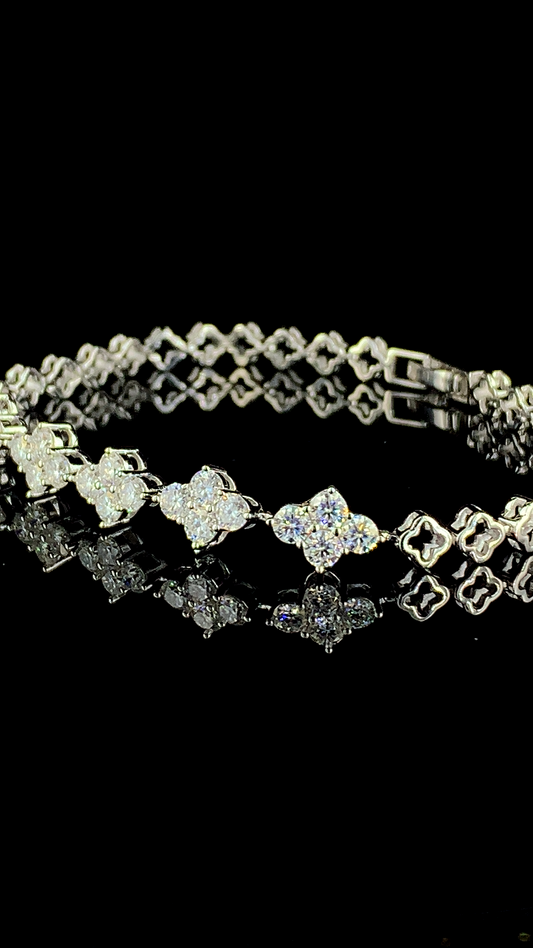 Clover Tennis Cluster Bracelet | 925 Silver