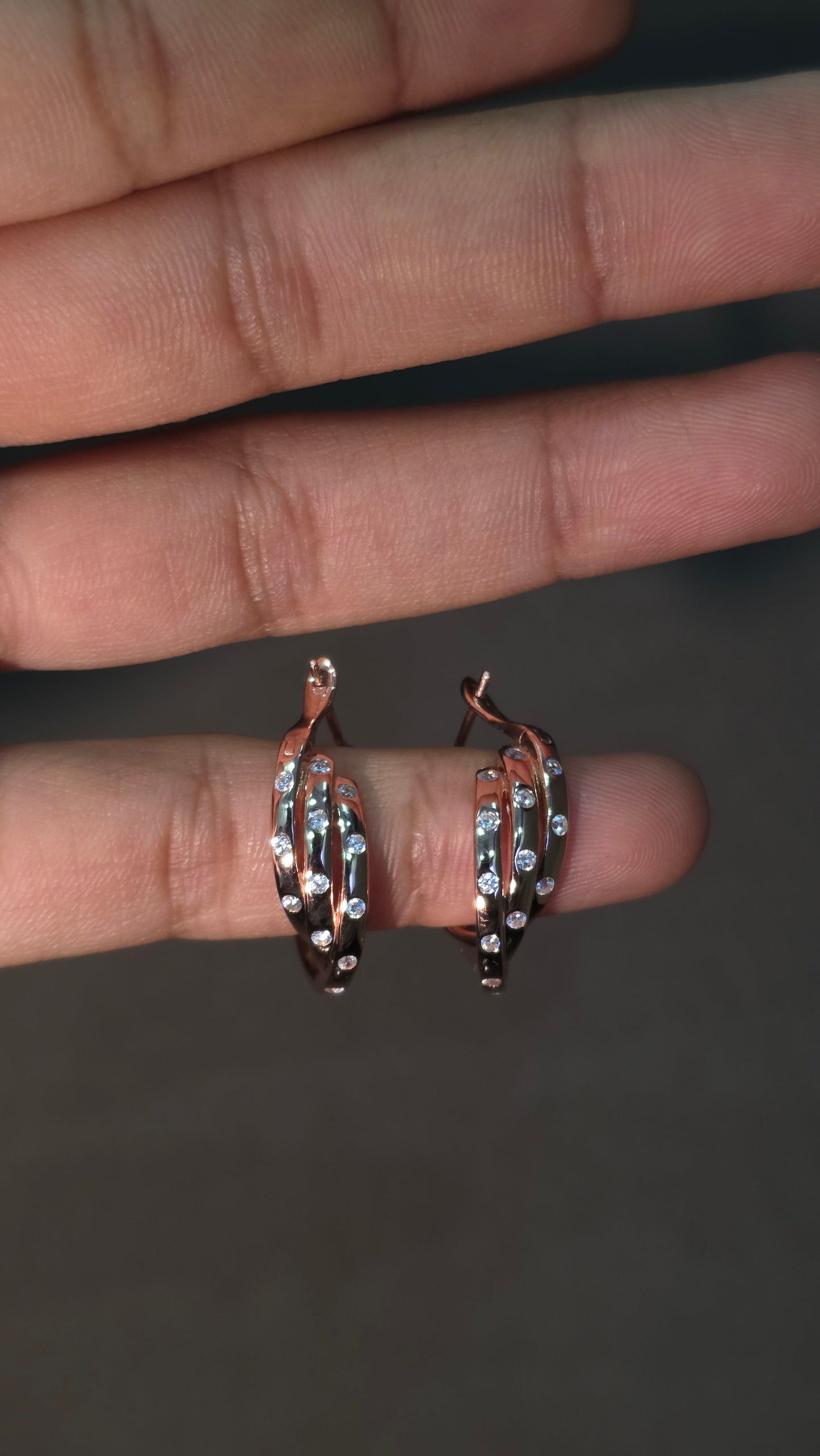 Rose Flush Hoops