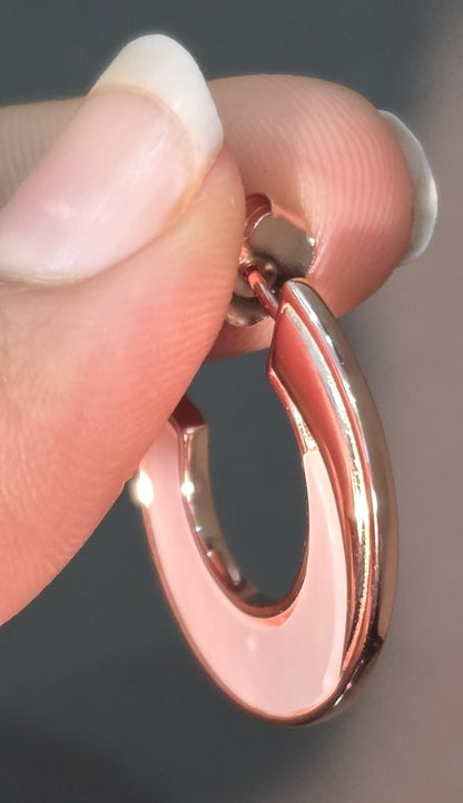 Pearl Curve Hoops