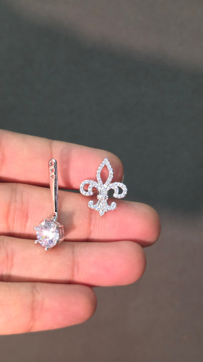 Flora Linear Earrings