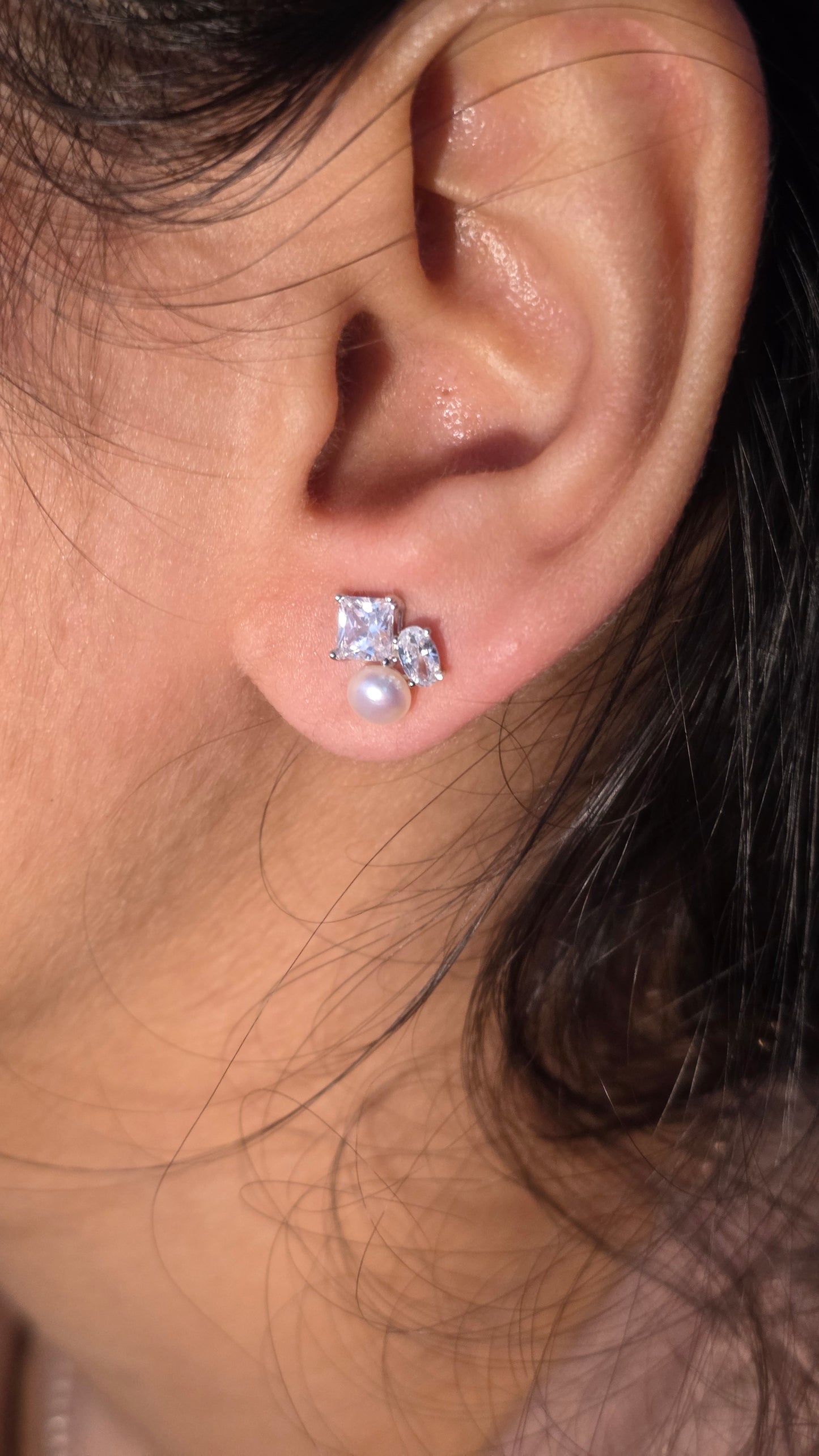 Dew Stud Earrings