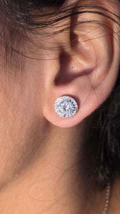Round Halo Studs
