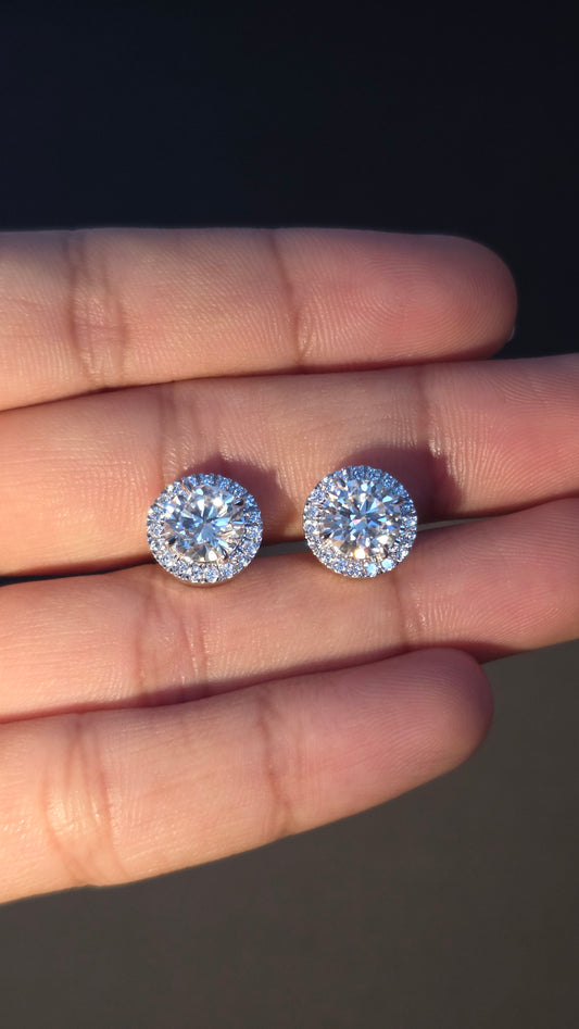 Round Halo Studs