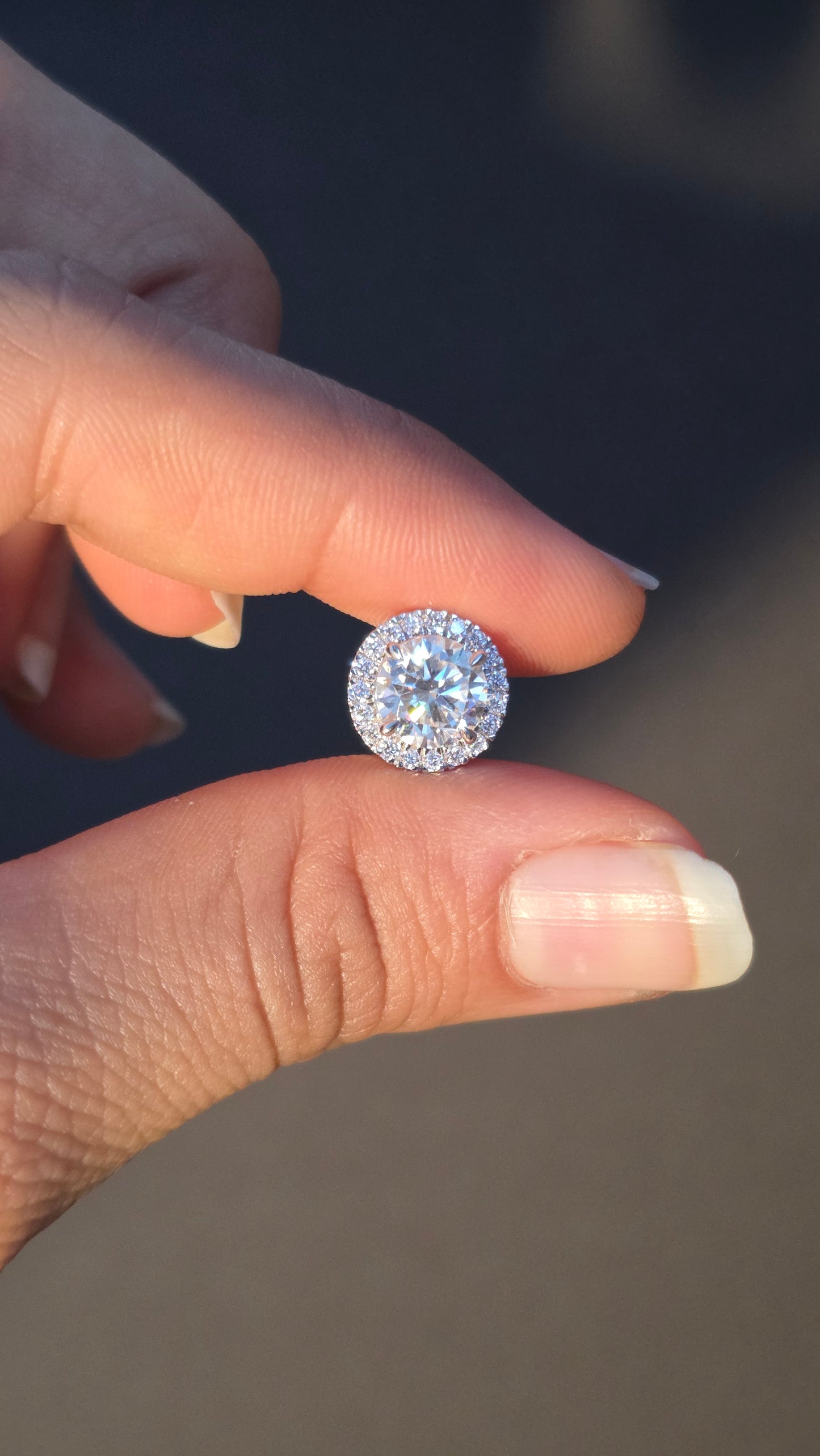 Round Halo Studs