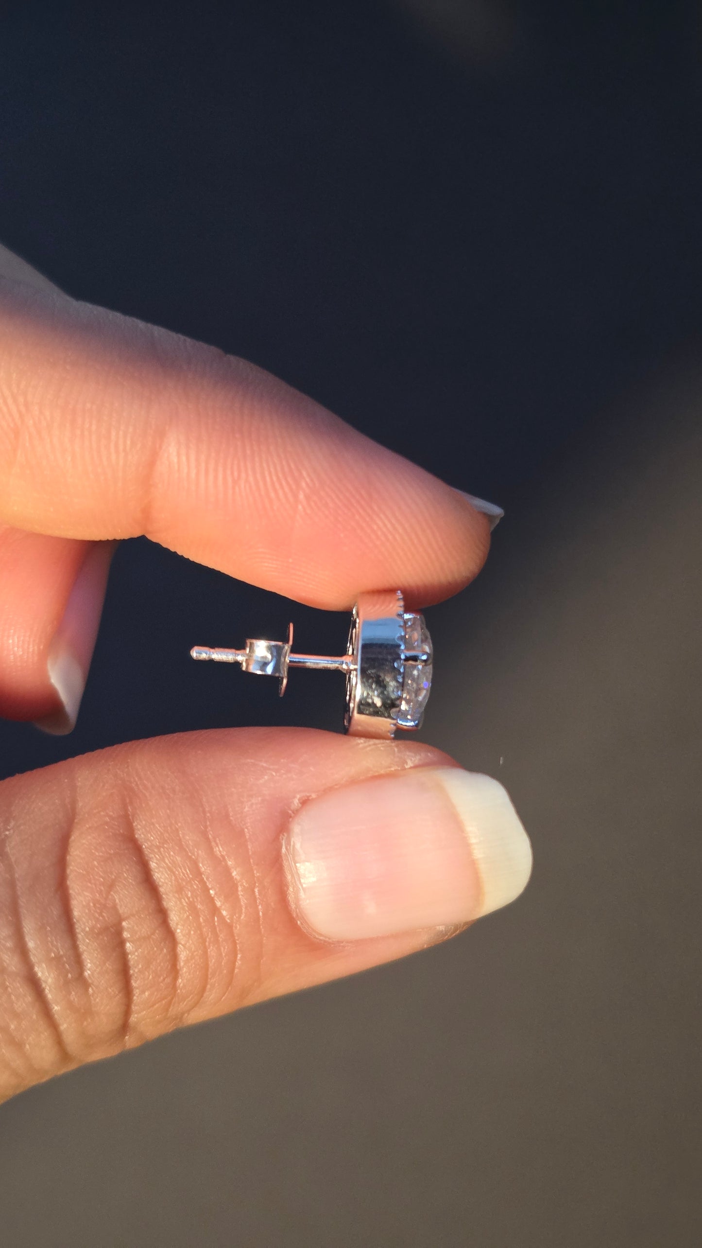 Round Halo Studs
