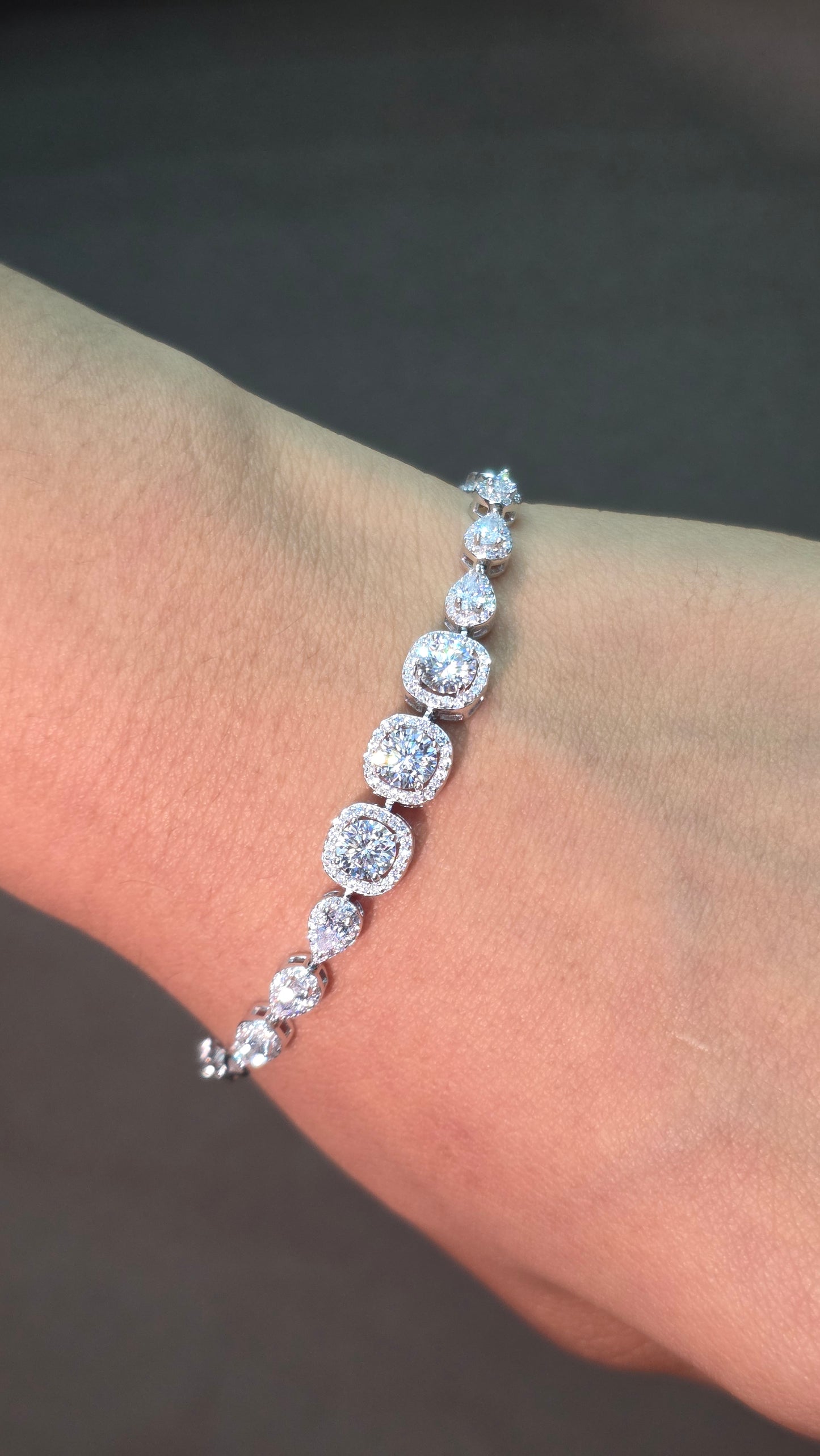 Cushion Halo Bracelet