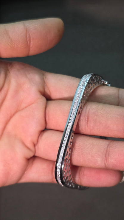 Contoured Diamond Kada