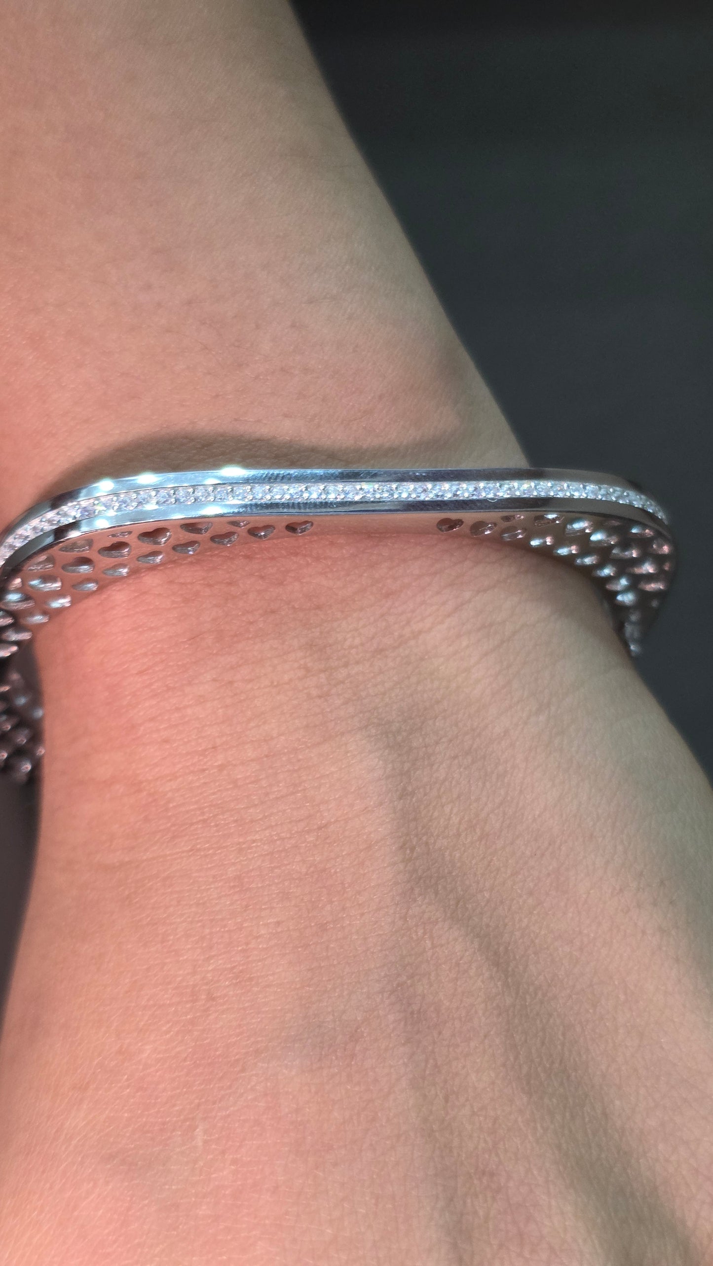 Contoured Diamond Kada