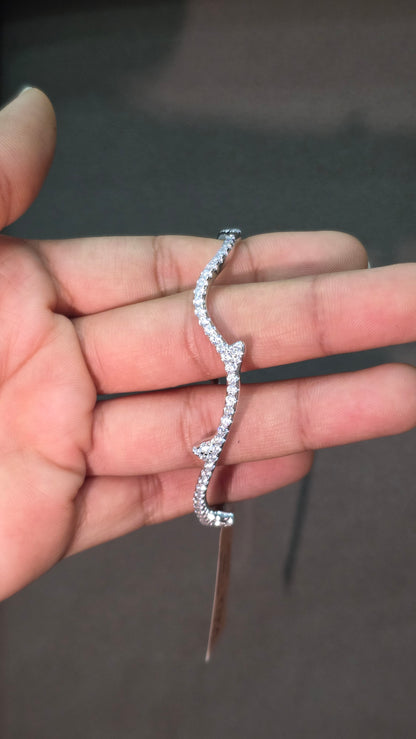 Wavy Diamond Kada