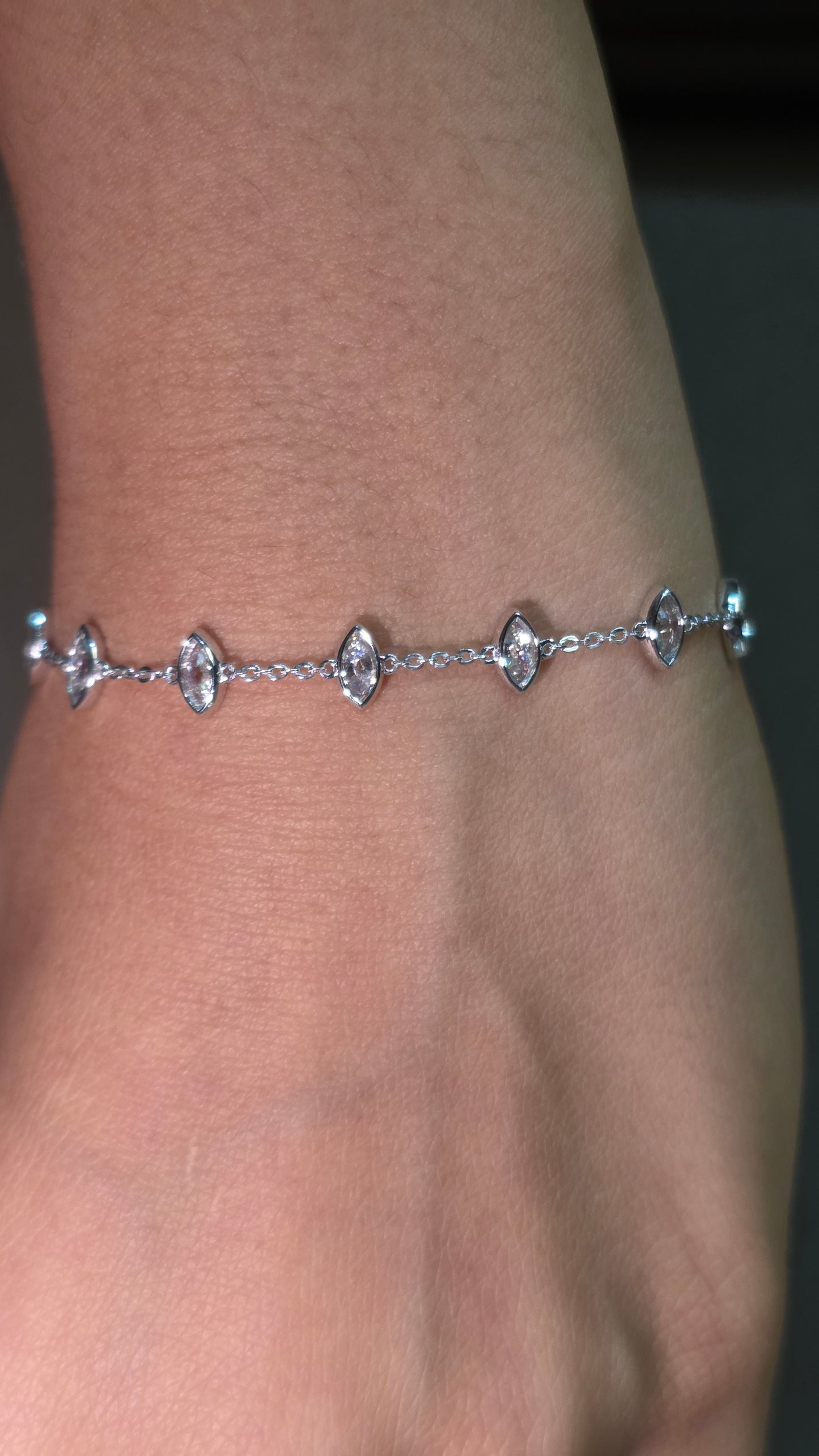 Delicate Marquise