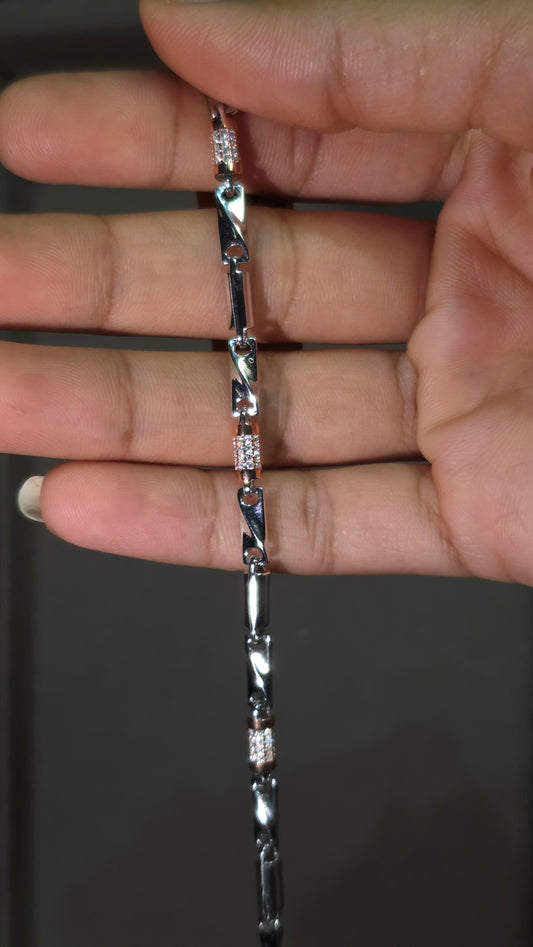 Twisted Bar Bracelet