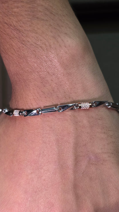 Twisted Bar Bracelet