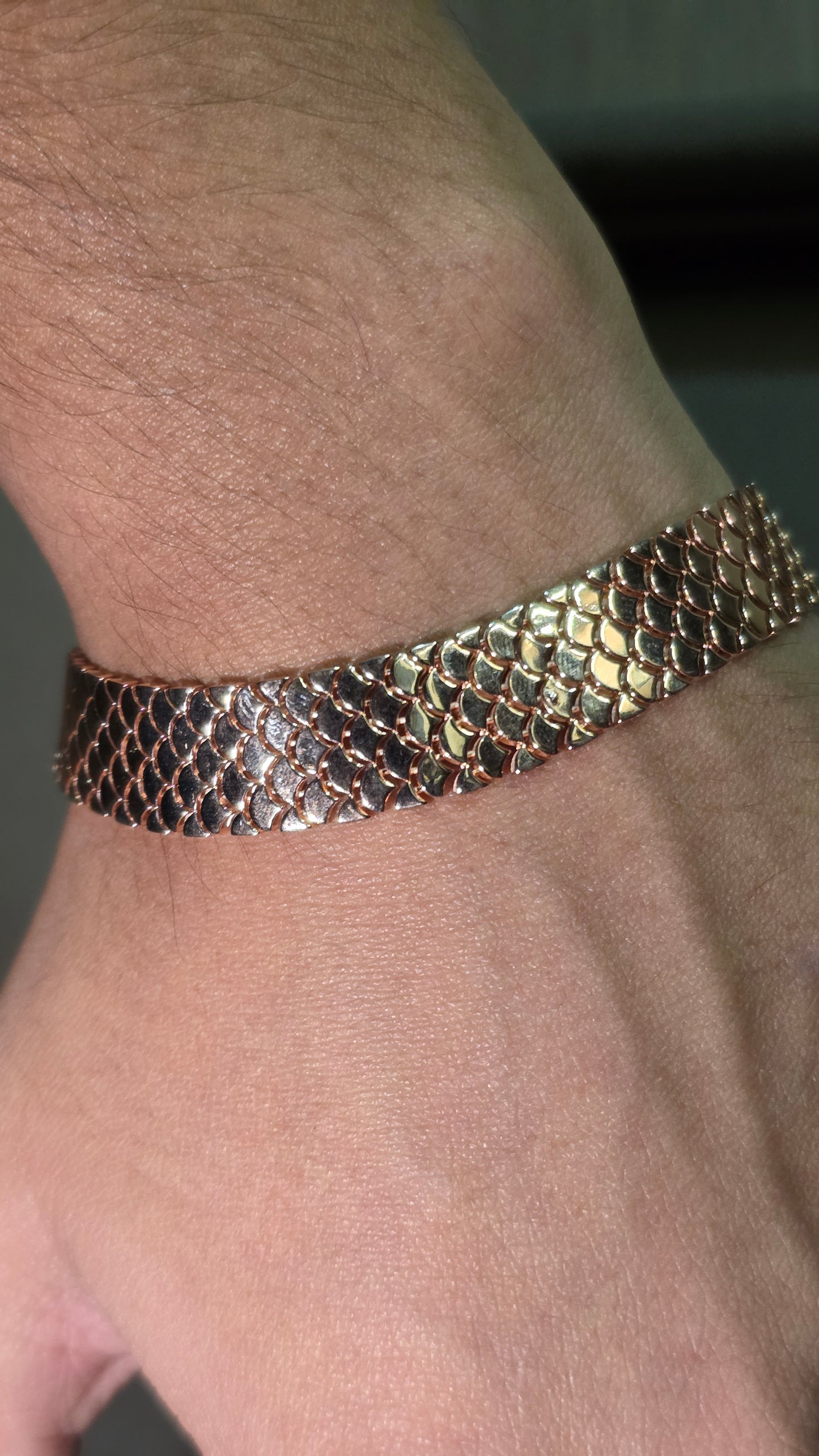 Rose Scallop Bracelet