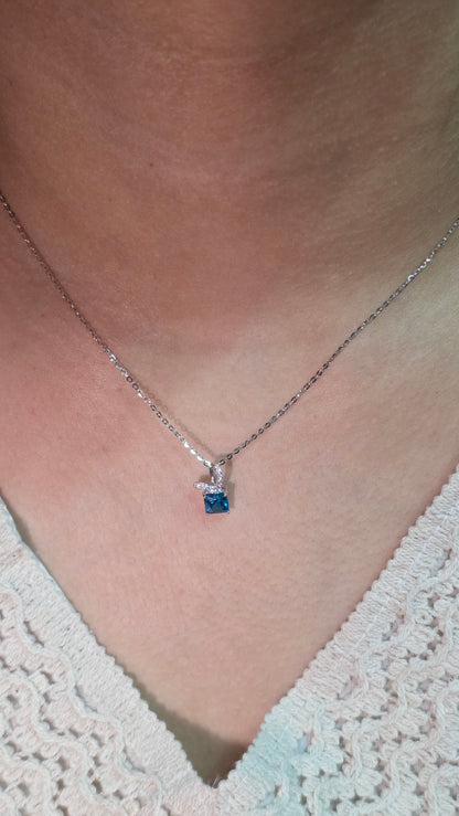 Celeste Pendant Set