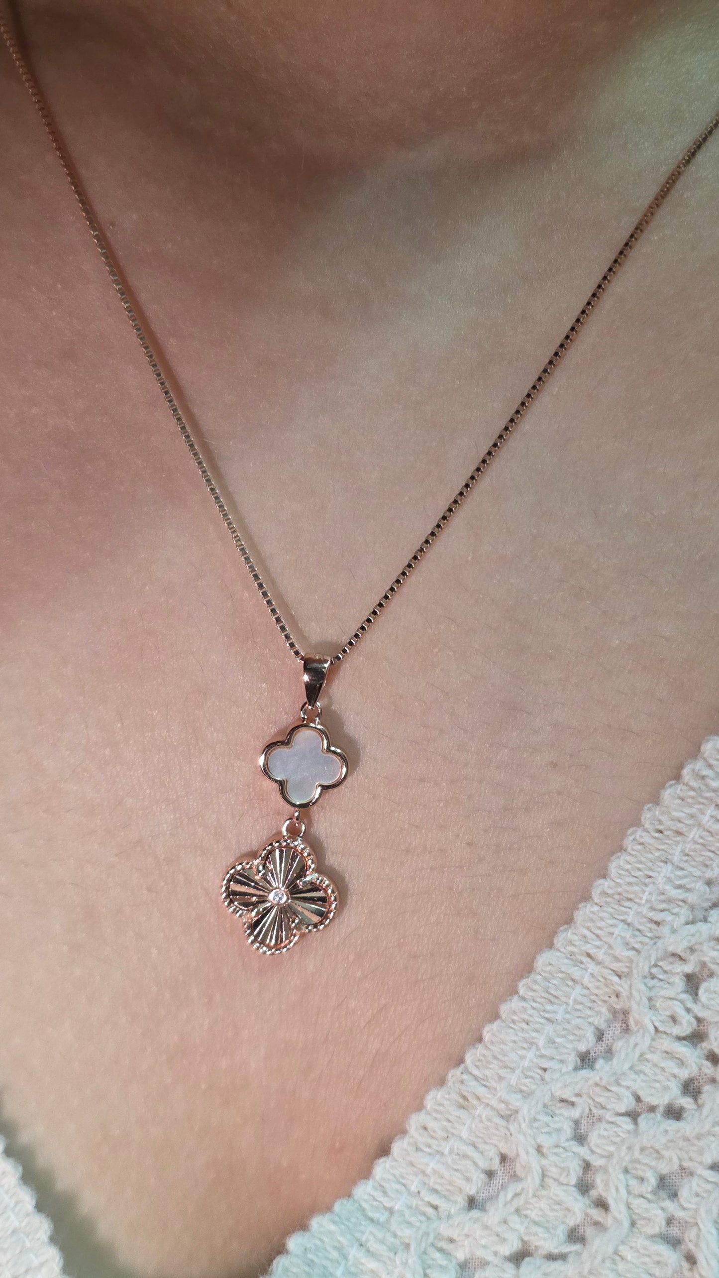 Cut-Metal Floral Pendent set