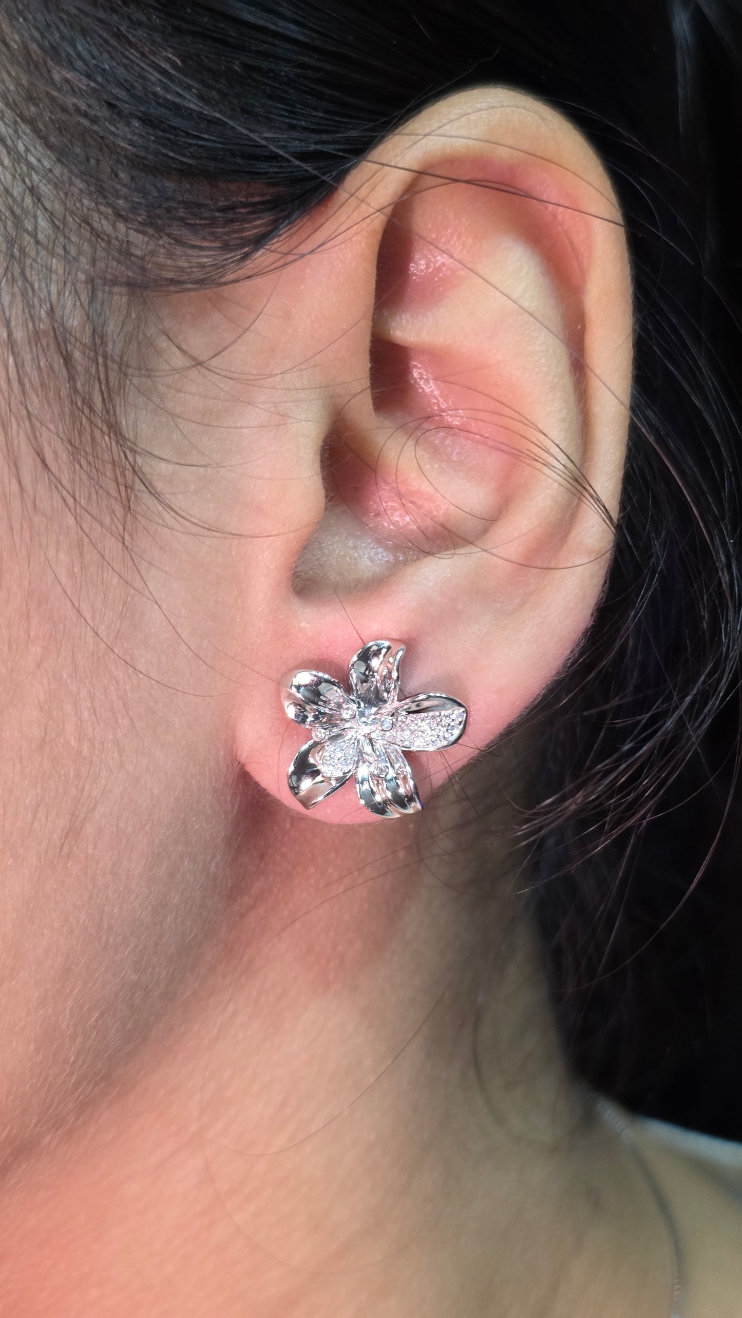 Diamond Floral Pendant Set