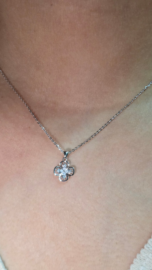 Bloom Pendant Set