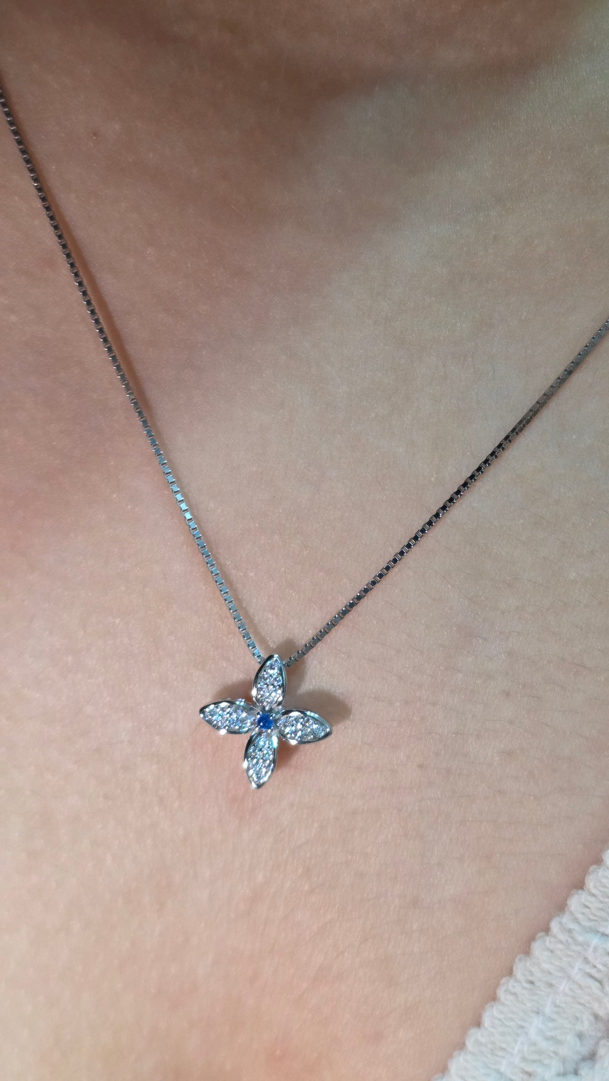 Diamond Clover Pendant Set