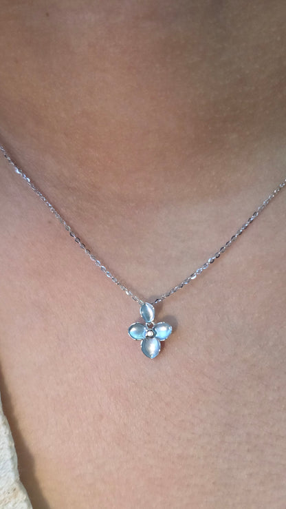 Four-Petal Floral Pendant Chain