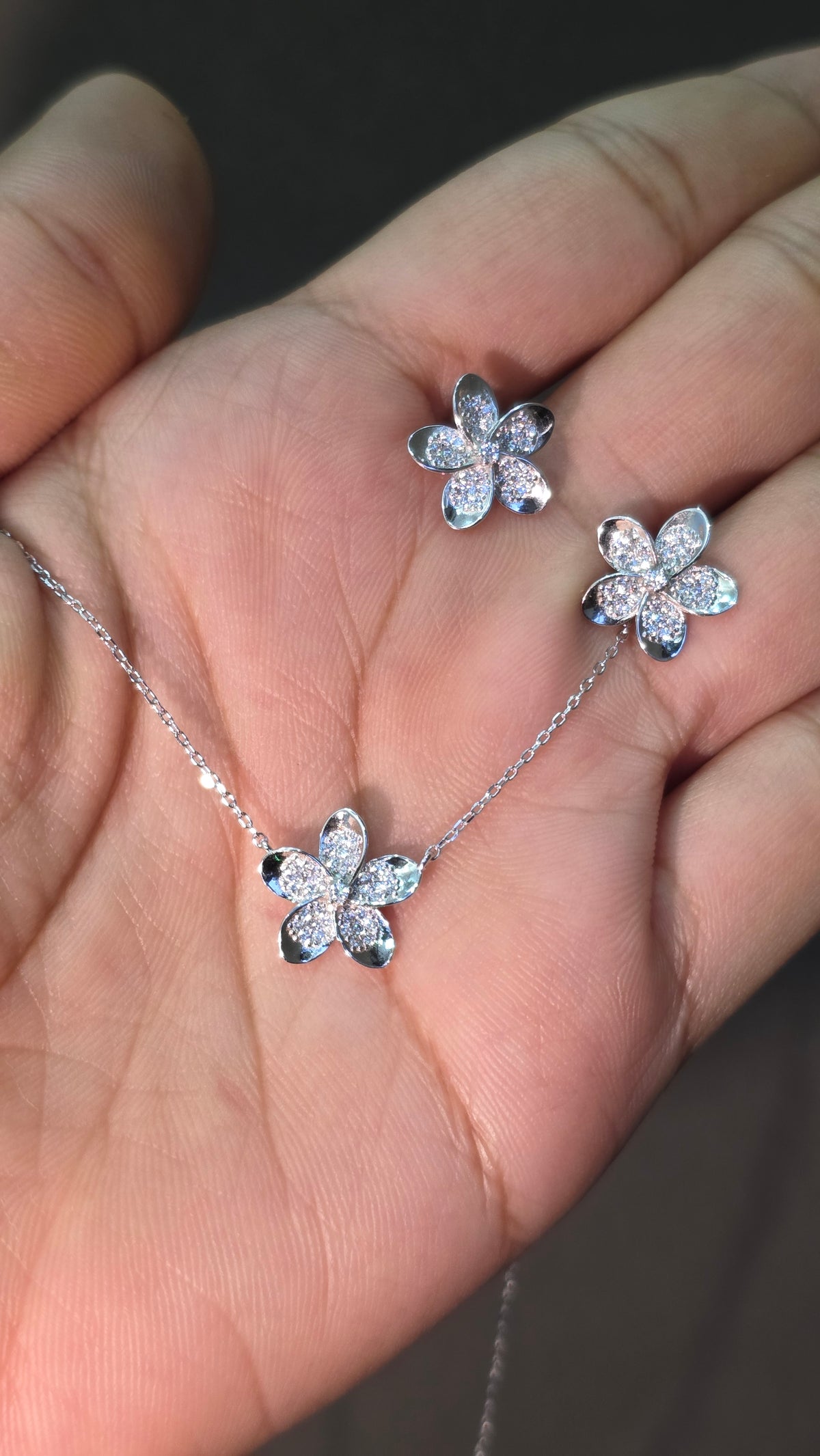 Diamond Flower Pendant Set