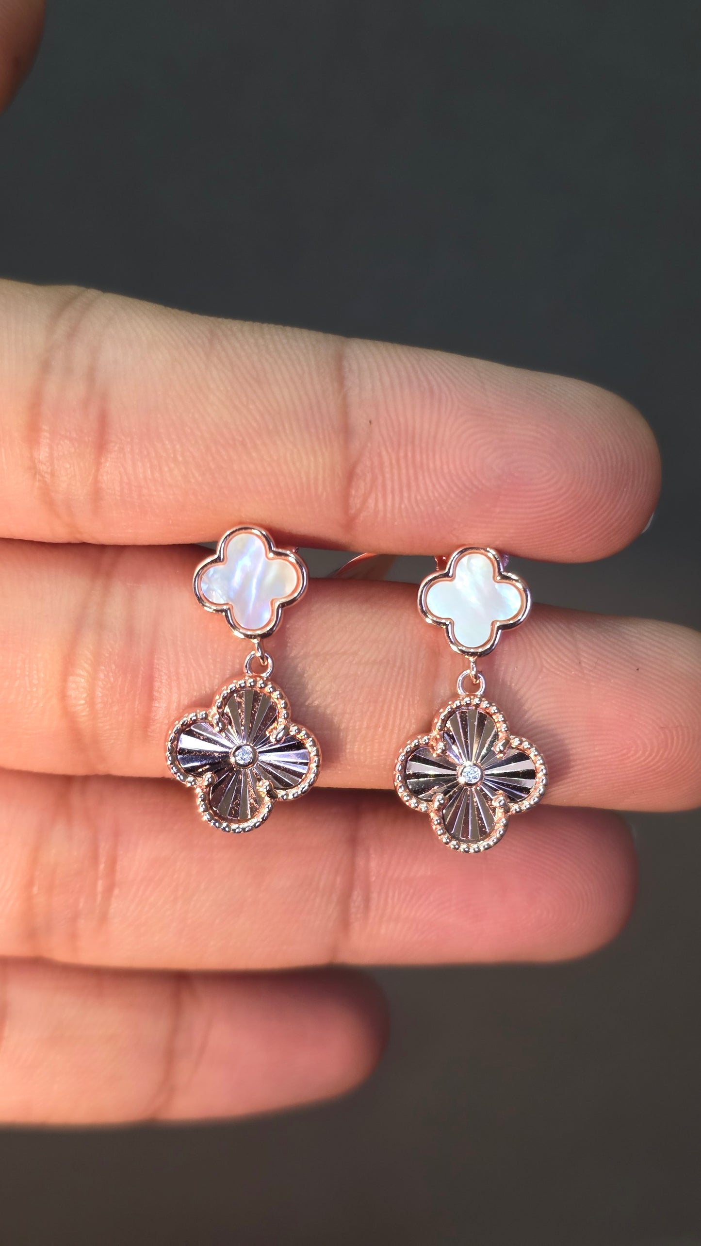 Cut-Metal Floral Pendent set