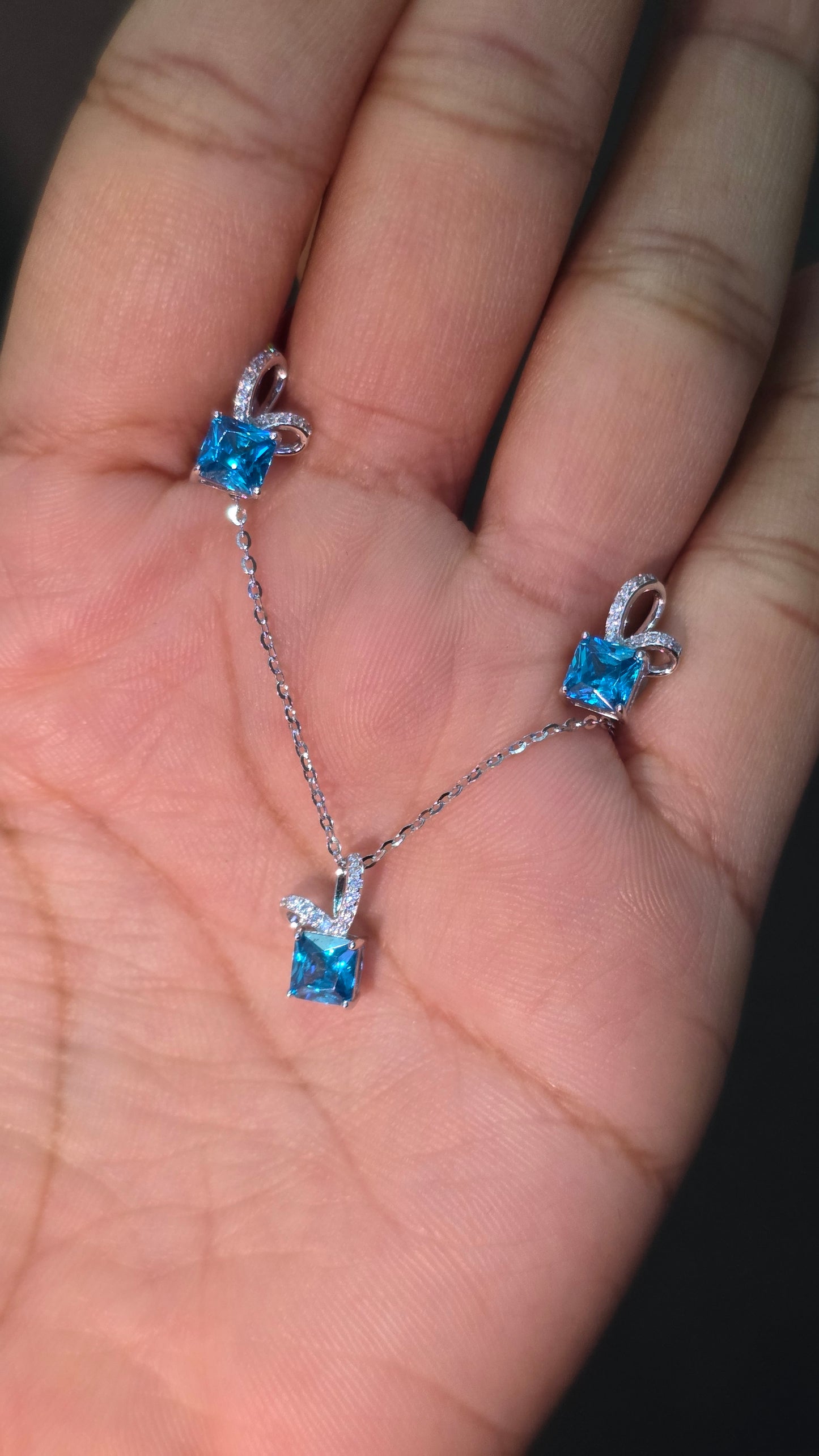 Celeste Pendant Set