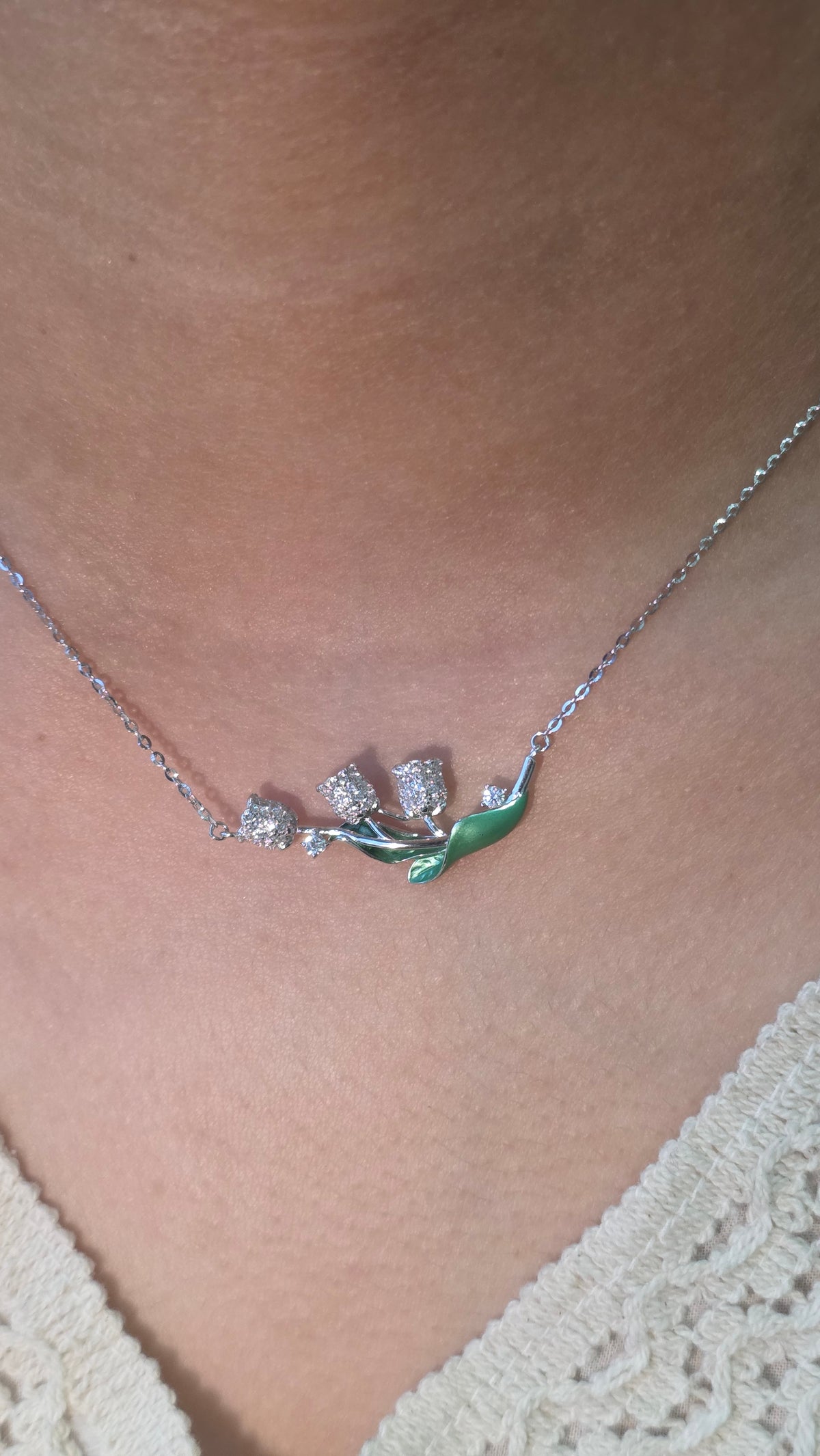 Bouquet Pendant Chian