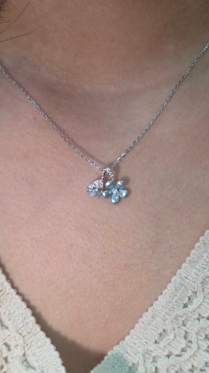 Crystal Bloom Pendant Chain