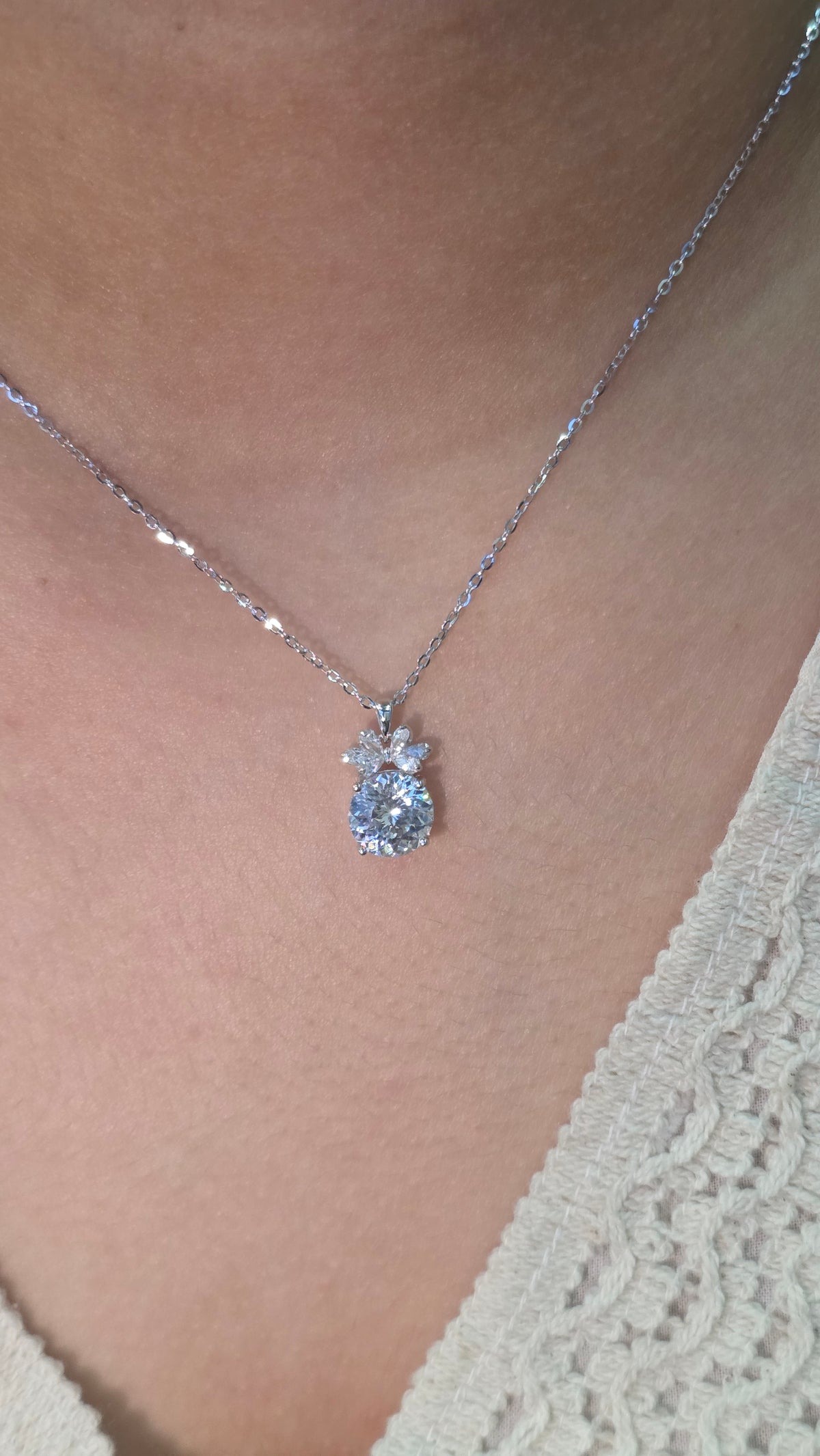 Bloom Cluster Pendant Chain