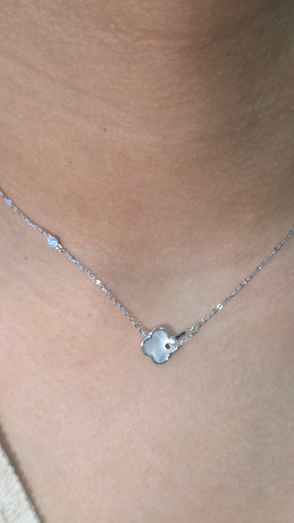 Clover Stone Pendant Chain