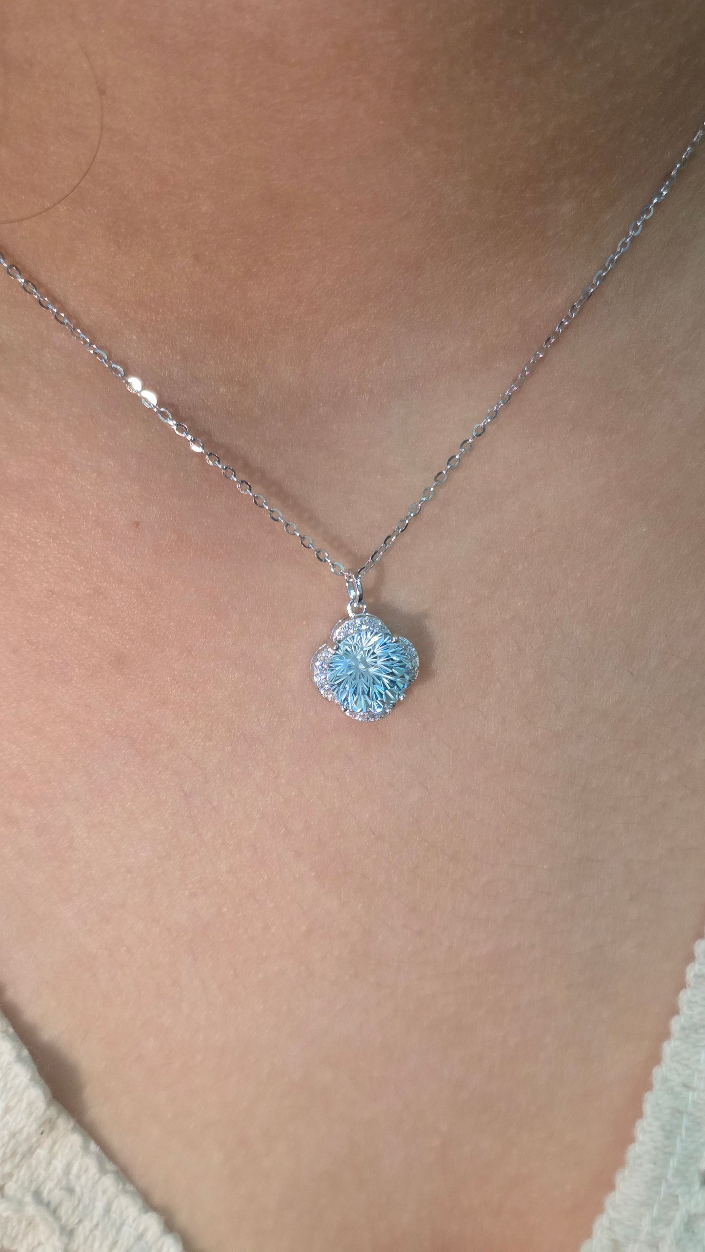 Azure Bloom Pendant Chain