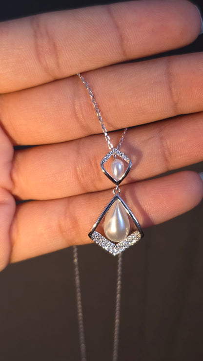 Pearl Drop Pendant Chain