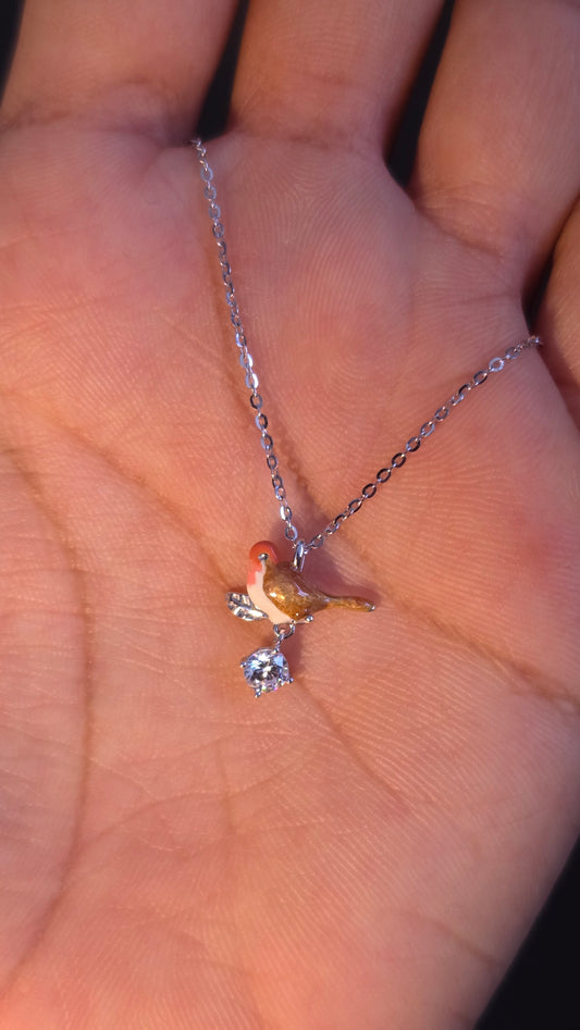 Robin Pendant Chain
