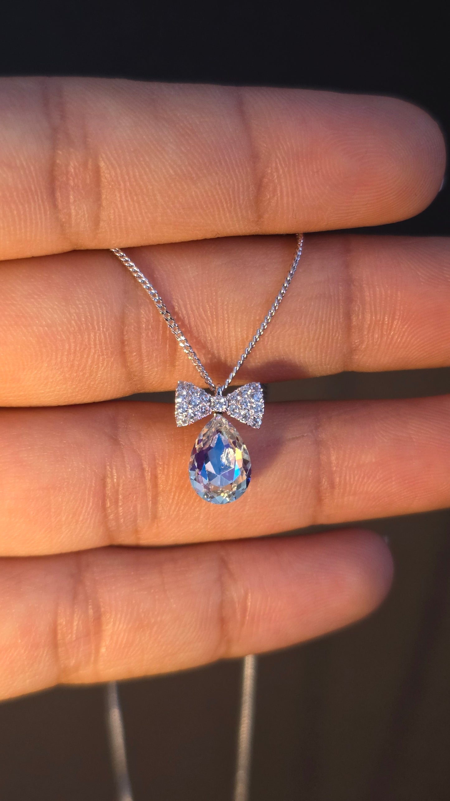Bow Teardrop Pendant Chain