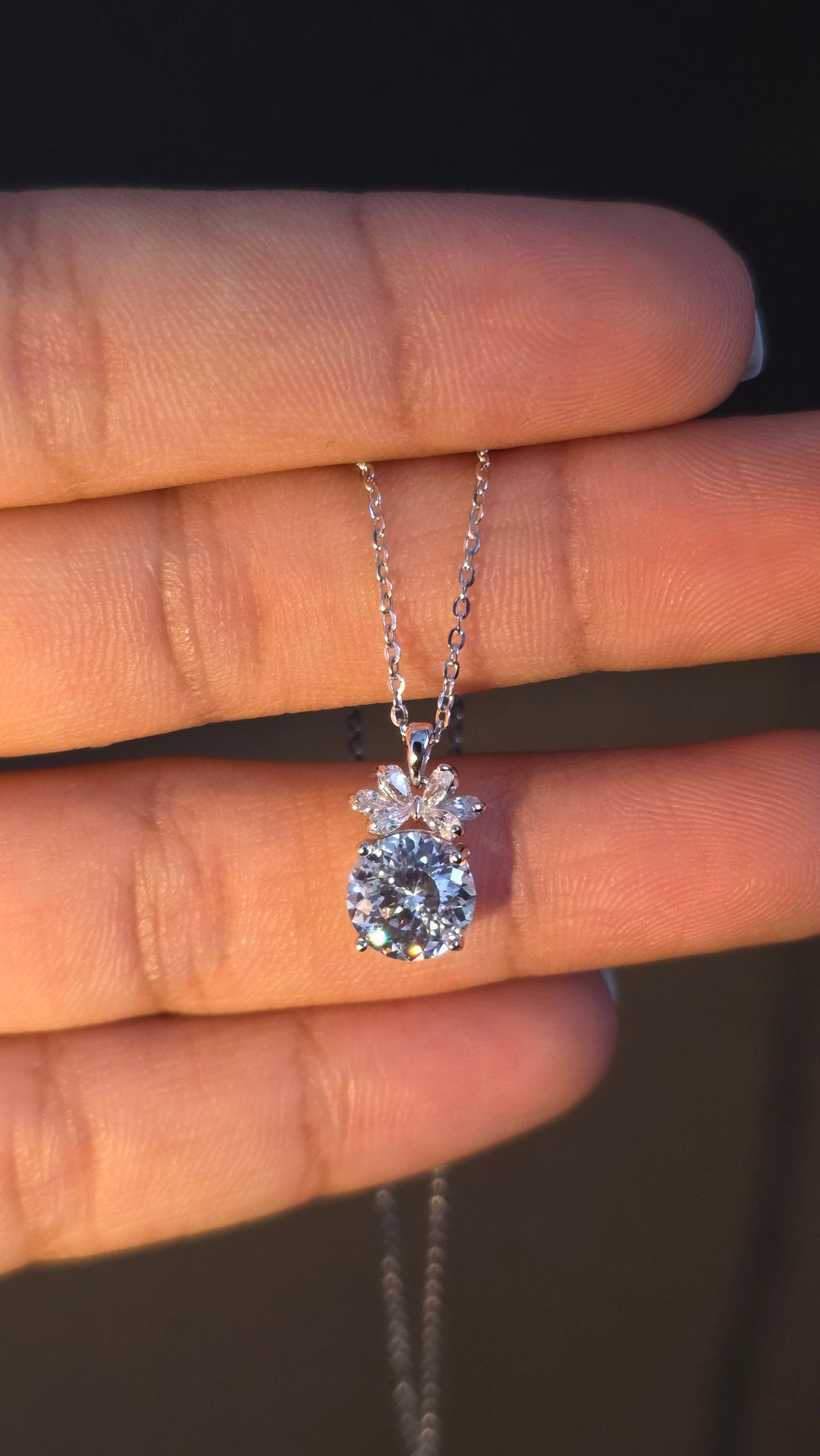 Bloom Cluster Pendant Chain