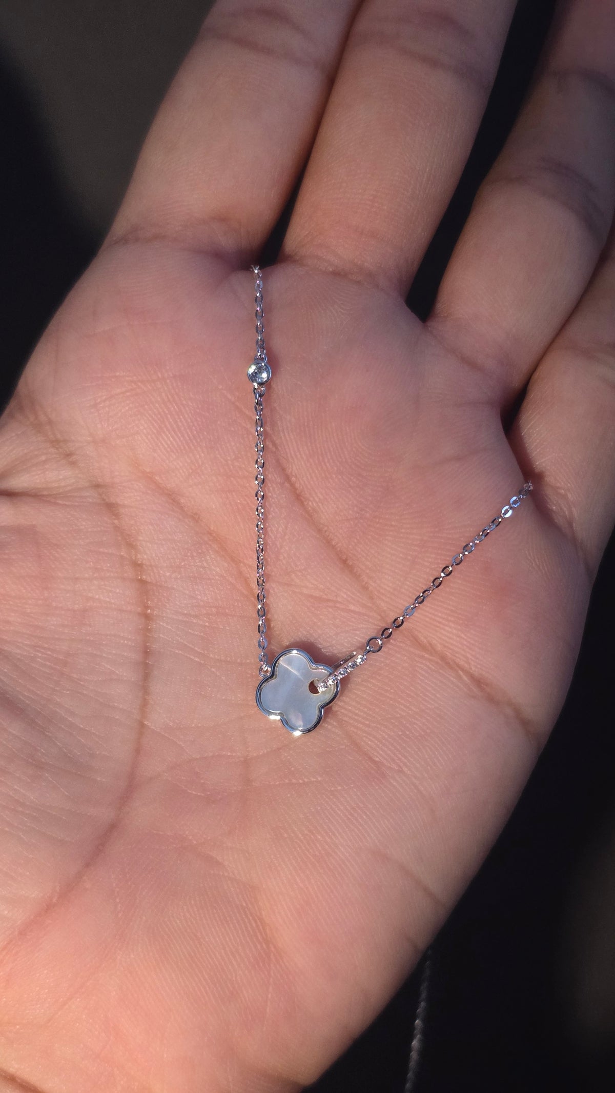 Clover Stone Pendant Chain