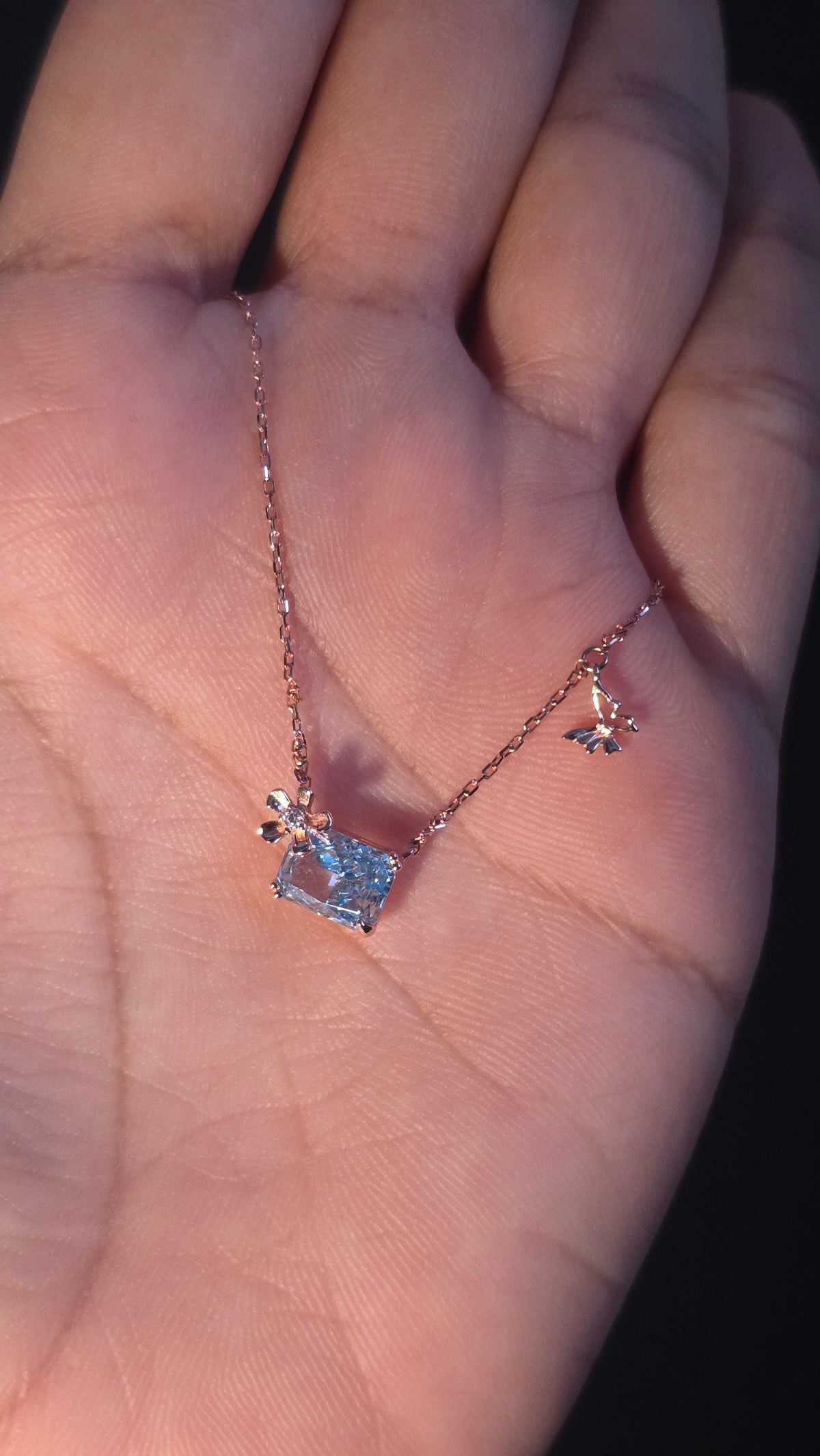 Aqua Square Pendant Chain