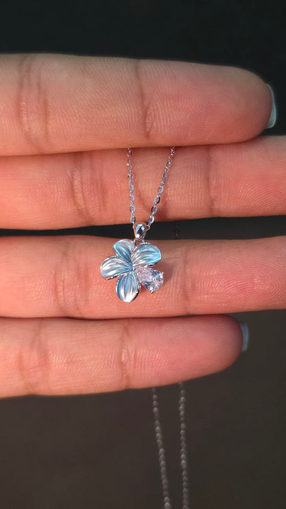 Azure Clover Pendant Chain
