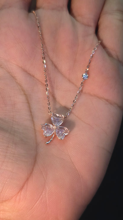 Clover Pendant Chain