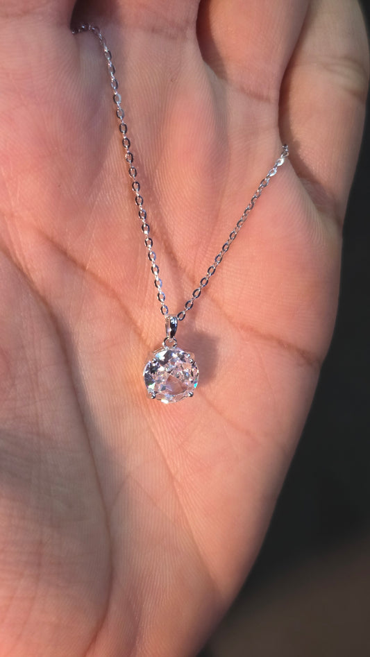 Lumière Pendant Chain
