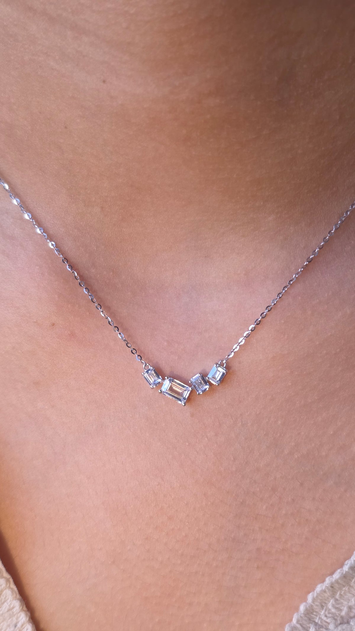 Azure Bar Pendant Chain
