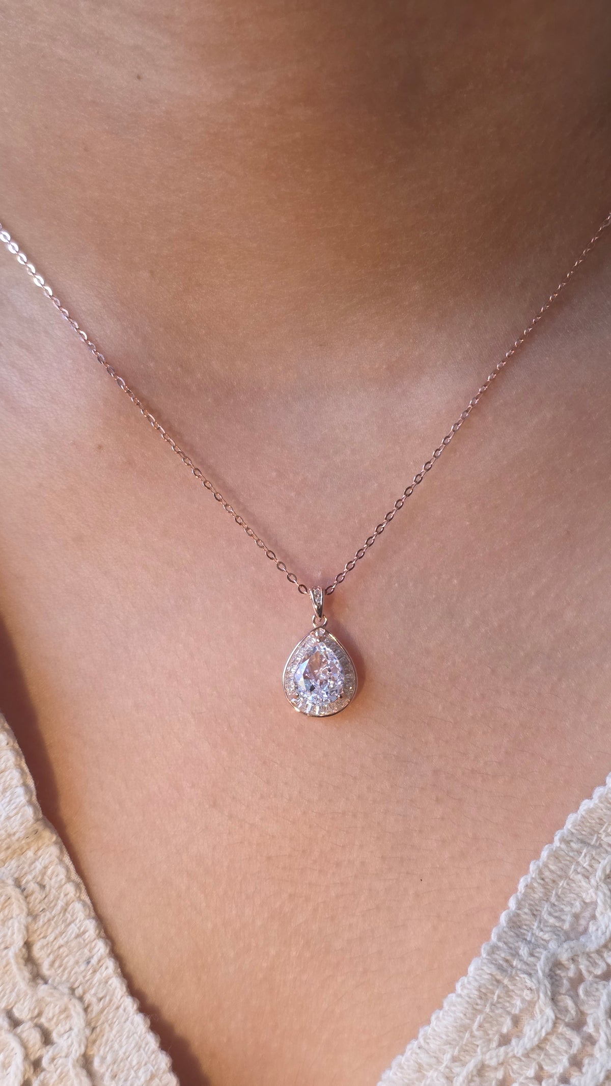 Rosé Teardrop Pendant Chain